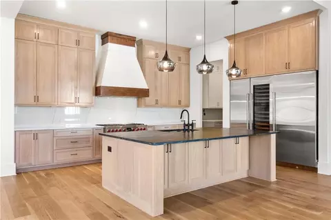 Kitchen - 598 Crescent River Pass, Suwanee, GA 30024 photo 6 of 11