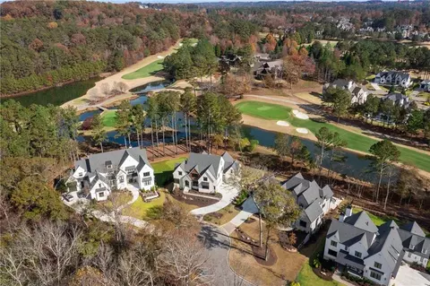 View/Area - 598 Crescent River Pass, Suwanee, GA 30024 photo 4 of 7