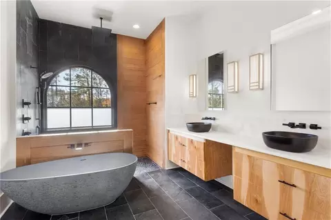 Bath - 598 Crescent River Pass, Suwanee, GA 30024 photo 2 of 11