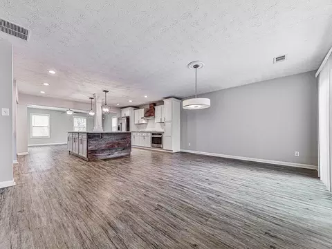 1500 Pine Log Pl, Austell, GA 30168 photo 2