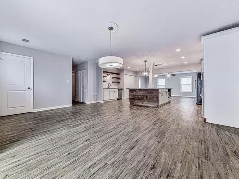 1500 Pine Log Pl, Austell, GA 30168 photo 3
