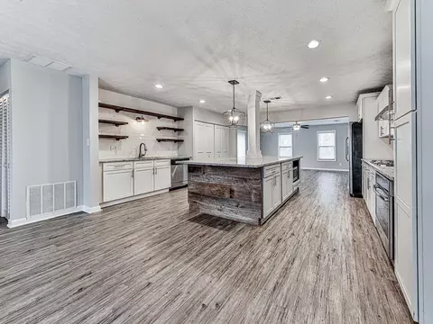 1500 Pine Log Pl, Austell, GA 30168 photo 5