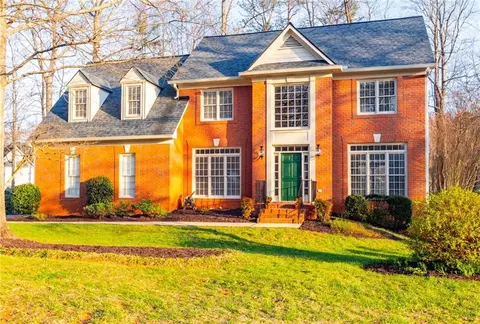 750 Woodrow Dr, Lawrenceville, GA 30043