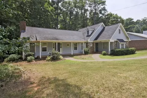 5045 Leeshire Trl, Tucker, GA 30084