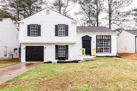 6392 Laurel Post Ct, Lithonia, GA 30058