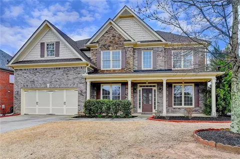 Exterior - 5560 Viewpoint Ct, Suwanee, GA 30024 photo 2 of 8