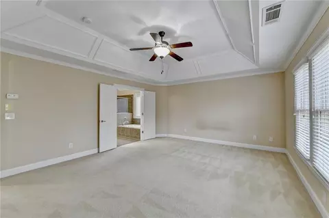 Living - 5560 Viewpoint Ct, Suwanee, GA 30024 photo 10 of 11