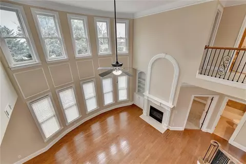 Living - 5560 Viewpoint Ct, Suwanee, GA 30024 photo 9 of 11