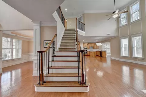 Entry Way - 5560 Viewpoint Ct, Suwanee, GA 30024 photo 2 of 3
