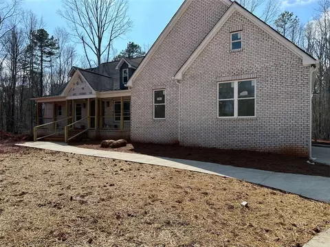 580 Tanners Bridge Cir, Bethlehem, GA 30620