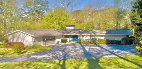 665 Londonberry Rd, Sandy Springs, GA 30327