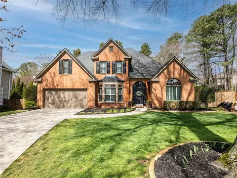 420 Brookhollow Ln, Alpharetta, GA 30022