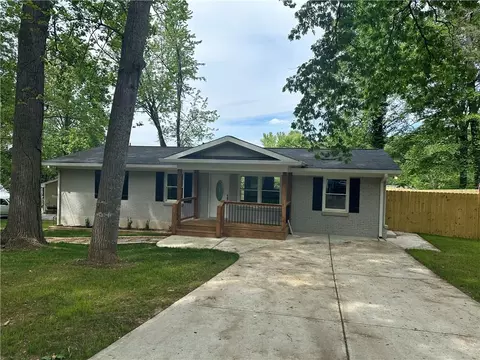 2538 Garrett Cir, Atlanta, GA 30360