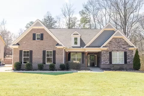 472 Thomas Dr, Loganville, GA 30052