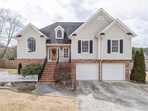 10 Churchill Downs NE, Cartersville, GA 30121