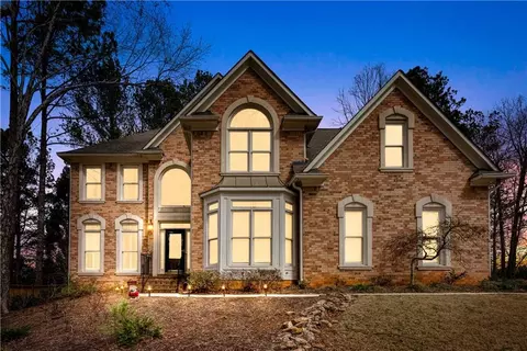 753 Highview Ct, Woodstock, GA 30189
