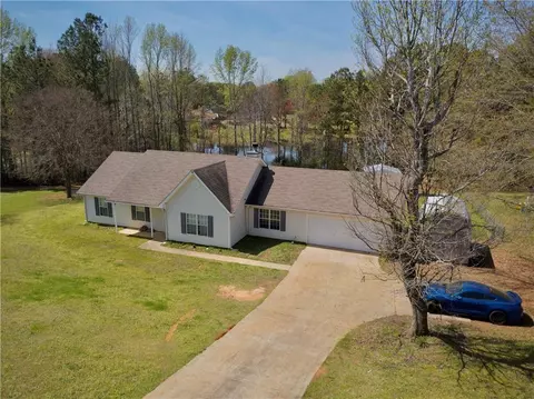 114 Canterbury Ct, Jackson, GA 30233