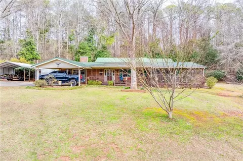 468 Payneville Rd, Jefferson, GA 30549