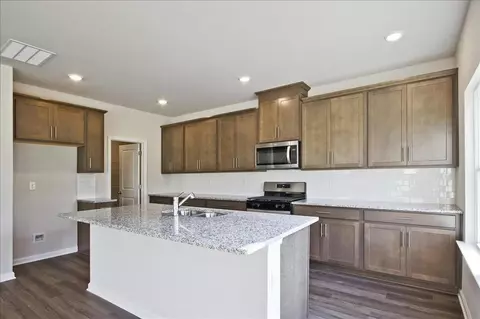 Kitchen - 1239 High Falls Ln, Grayson, GA 30017 photo 3 of 5