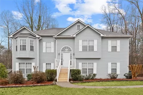 236 Legend Dr, Dallas, GA 30157