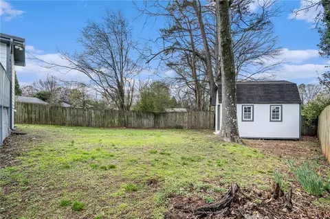 4010 E Johnson Cir, Chamblee, GA 30341 photo 22