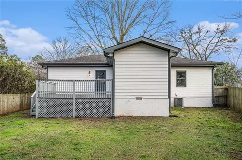 4010 E Johnson Cir, Chamblee, GA 30341 photo 24