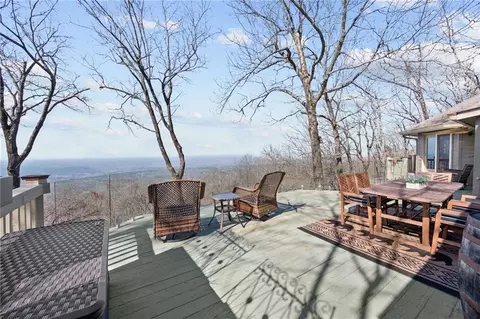 1371 Ridgeview Dr, Big Canoe, GA 30143