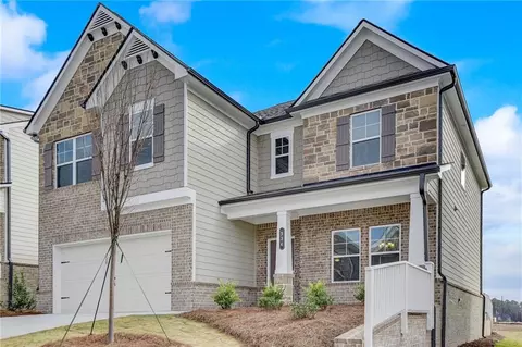 181 Logan Pass Dr, Loganville, GA 30052