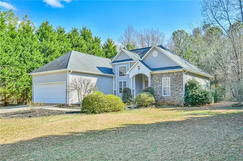 4226 Green Valley Dr, Gainesville, GA 30506