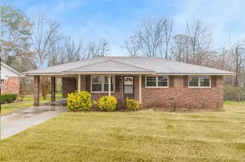 3976 Honeysuckle Ln, Conley, GA 30288