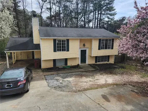 5392 Singleton Rd, Norcross, GA 30093