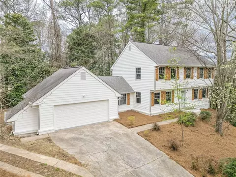 2441 Woodmere Dr, Marietta, GA 30068