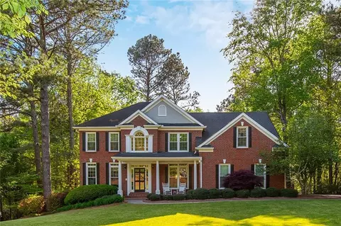 135 Northern Oaks Ct, Alpharetta, GA 30004