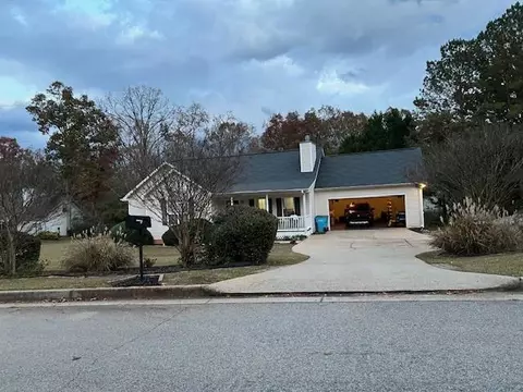 Exterior - 108 Moonlight Ct, Jackson, GA 30233 photo 2 of 10