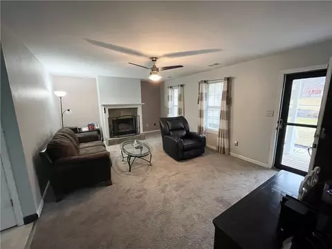 Living - 108 Moonlight Ct, Jackson, GA 30233 photo 2 of 4