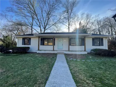 692 Smithstone Ct SE, Marietta, GA 30067