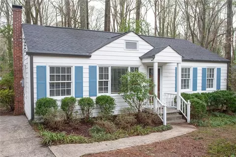 858 Scott Cir, Decatur, GA 30033