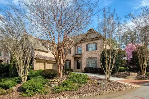 1011 Mount Vernon Estates Dr, Dunwoody, GA 30338