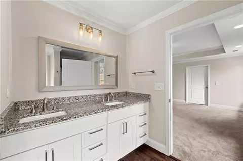Bath - 7596 Lula Rd, Lula, GA 30554 photo 3 of 6