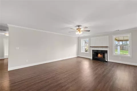 Living - 7596 Lula Rd, Lula, GA 30554 photo 4 of 4