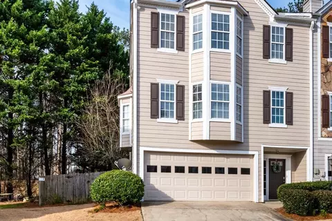 4360 Thorngate Ln, Acworth, GA 30101