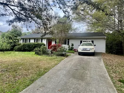456 Ashton Cir, Lawrenceville, GA 30046