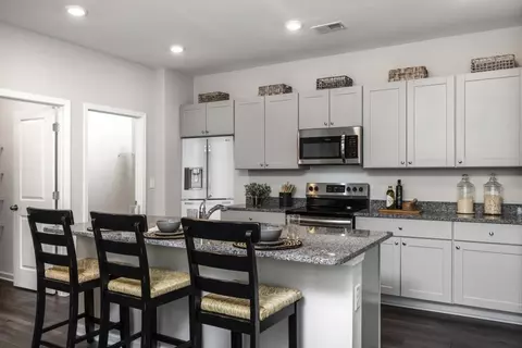 870 Gelderland Dr, Hampton, GA 30228 photo 9