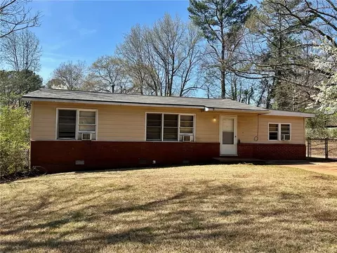 2344 Beverly Ln SW, Marietta, GA 30060