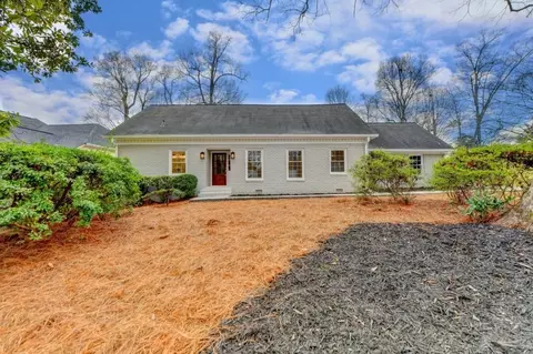 4622 Devonshire Rd, Dunwoody, GA 30338
