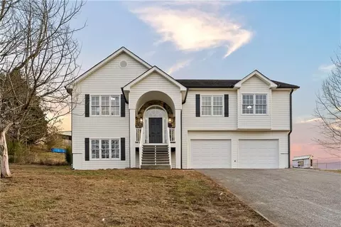 40 Magnolia Ct NE, Rydal, GA 30171