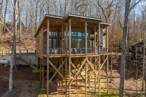 60 Tanglewood Ln, Blue Ridge, GA 30513