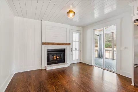 Living - 2885 Mountain Rd, Milton, GA 30004 photo 1 of 3