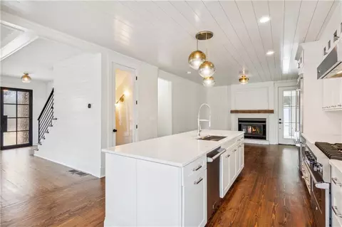 Kitchen - 2885 Mountain Rd, Milton, GA 30004 photo 2 of 4