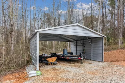 Exterior - 2885 Mountain Rd, Milton, GA 30004 photo 9 of 11